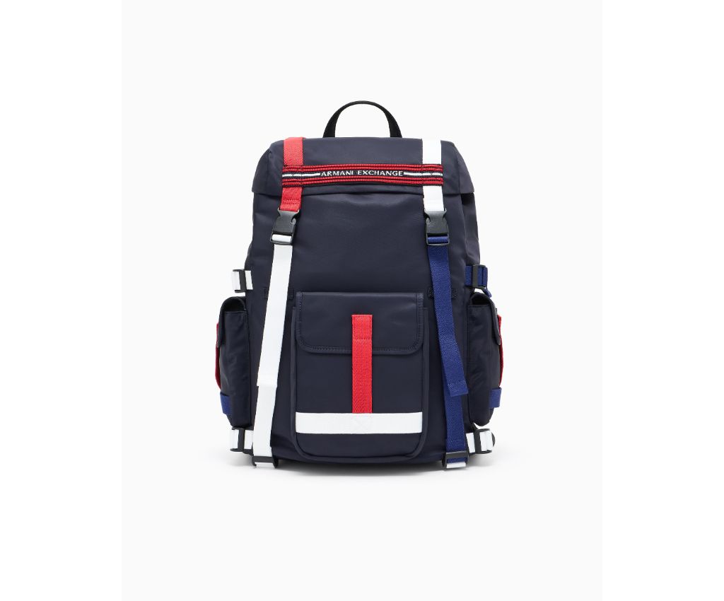 MAN-BACKPACK